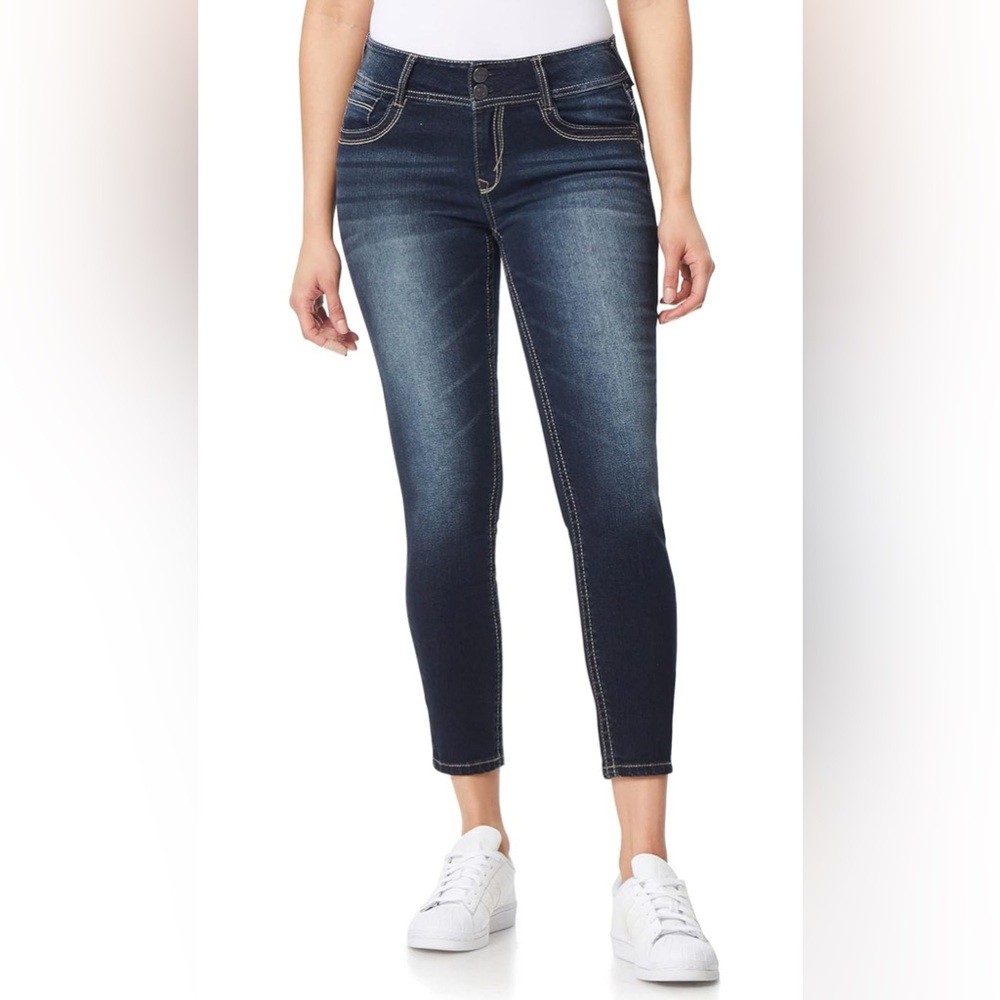 Wallflower Women's Ankle Jeans in Dark Blue NWT
